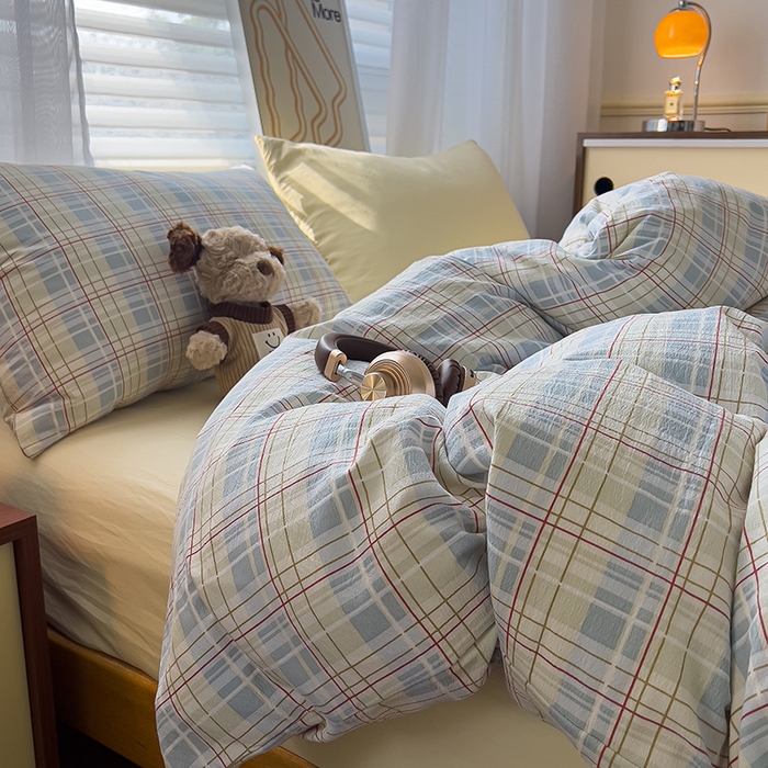 91家纺网 家纺一手货源 找家纺 希丞2025新款复古格子双层纱水洗棉四件套 海盐蓝格