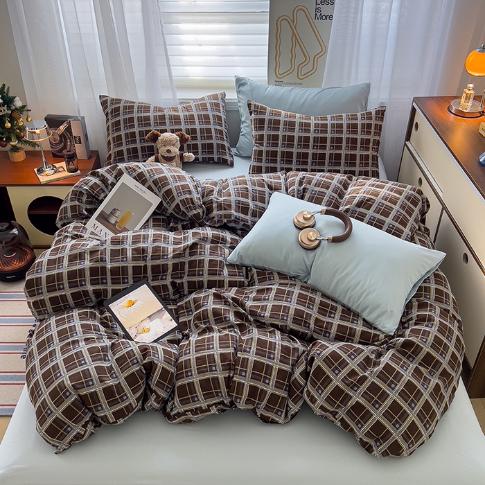 91家纺网 家纺一手货源 找家纺 希丞2025新款复古格子双层纱水洗棉四件套 赫尔学院