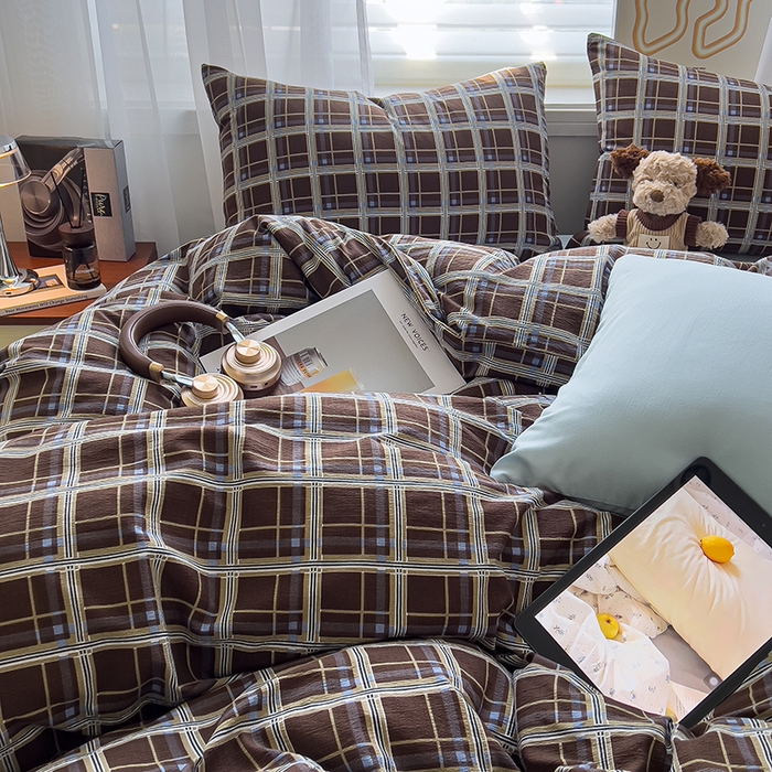 91家纺网 家纺一手货源 找家纺 希丞2025新款复古格子双层纱水洗棉四件套 赫尔学院