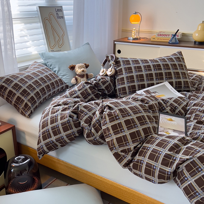 91家纺网 家纺一手货源 找家纺 希丞2025新款复古格子双层纱水洗棉四件套 赫尔学院