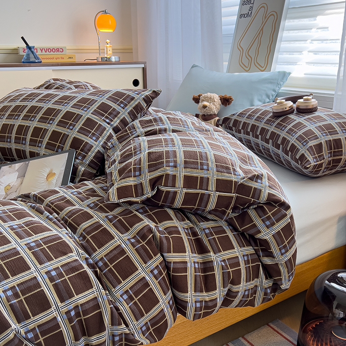 91家纺网 家纺一手货源 找家纺 希丞2025新款复古格子双层纱水洗棉四件套 赫尔学院