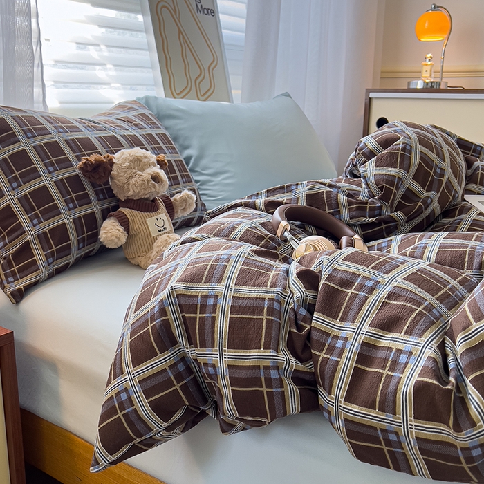 91家纺网 家纺一手货源 找家纺 希丞2025新款复古格子双层纱水洗棉四件套 赫尔学院