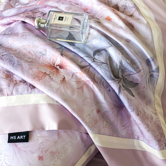 91家纺网 家纺一手货源 找家纺 禾时 2025新款高端100S长绒棉数码印花双拼边全棉纯棉四件套 月畔花香