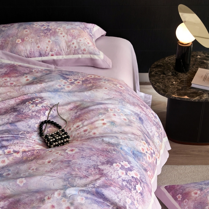 91家纺网 家纺一手货源 找家纺 禾时 2025新款高端100S长绒棉数码印花双拼边全棉纯棉四件套 自然逸梦-粉