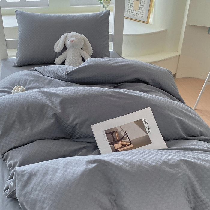 91家纺网 家纺一手货源 找家纺 金鑫汇 2025新款纯色提花三件套 深灰