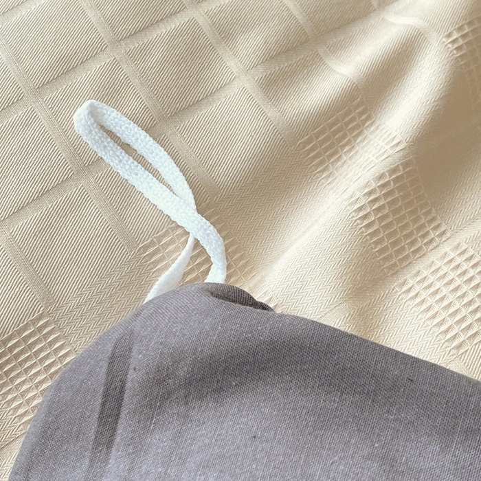 91家纺网 家纺一手货源 找家纺 金鑫汇 2025新款纯色提花三件套 纵横阡陌