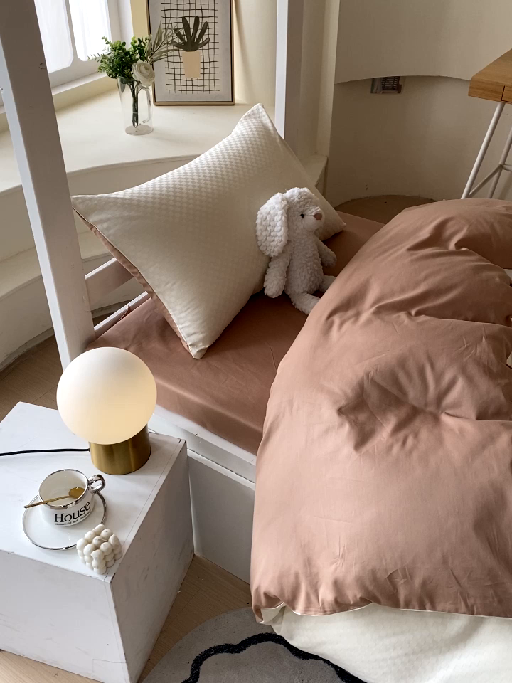 91家纺网 家纺一手货源 找家纺 金鑫汇 2025新款纯色提花三件套 奶昔白+咖