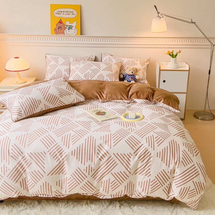 91家纺网 家纺一手货源 找家纺 金鑫汇家纺 2025新款全棉纯棉棉加豆豆绒棉加绒系列四件套 棉加绒-棉加绒-简格卡琪