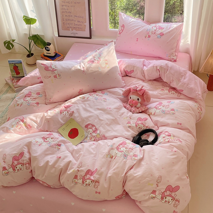 91家纺网 家纺一手货源 找家纺 蓝邻家纺 2025年新款三丽鸥正版授权全棉印花四件套系列-大床图 童趣美乐蒂