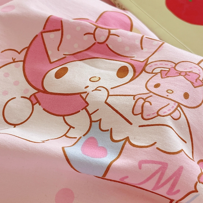 91家纺网 家纺一手货源 找家纺 蓝邻家纺 2025年新款三丽鸥正版授权全棉印花四件套系列-大床图 童趣美乐蒂