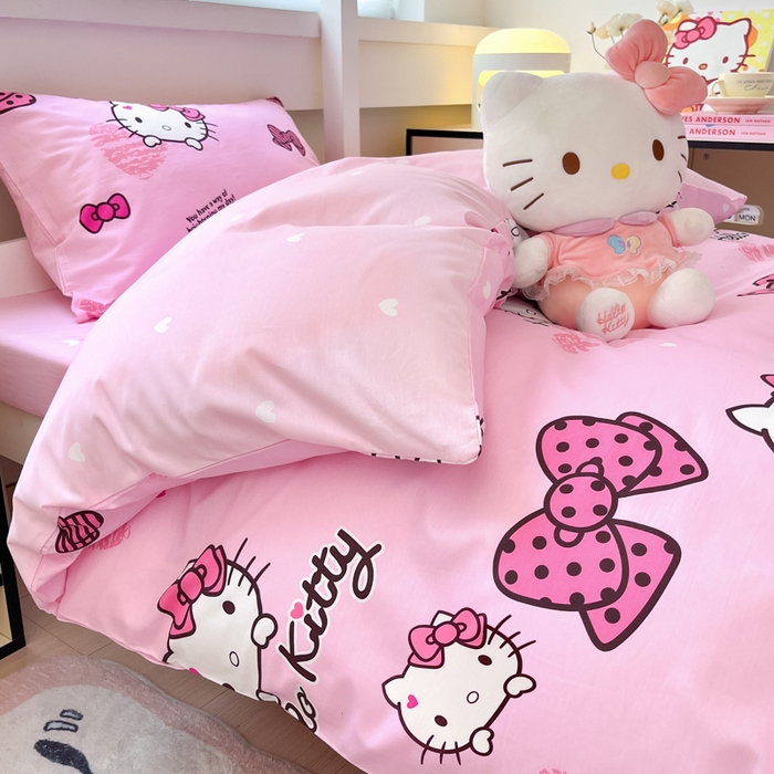 91家纺网 家纺一手货源 找家纺 暮思家居 2025新款三丽鸥授权全棉少女印花系列学生宿舍三件套四件套 开心凯蒂