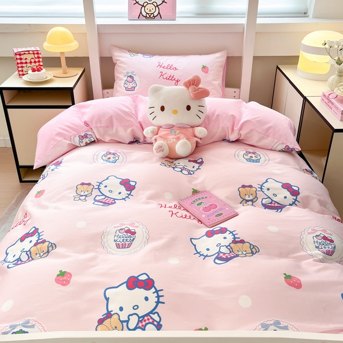 91家纺网 家纺一手货源 找家纺 暮思家居 2025新款三丽鸥授权全棉少女印花系列学生宿舍三件套四件套 kt和熊