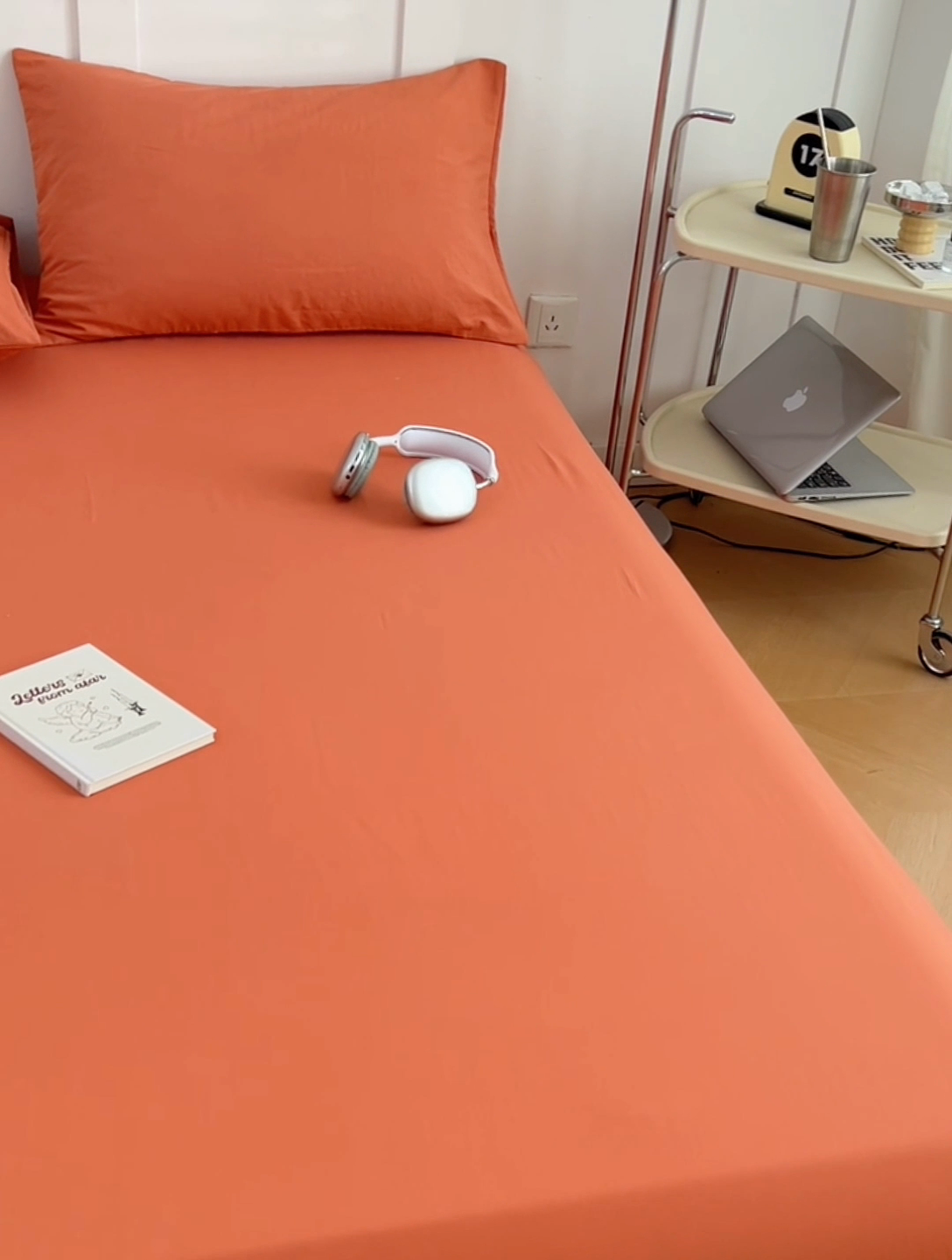 91家纺网 家纺一手货源 找家纺 卡迪熊家纺2025新款水洗m床单 落日橙