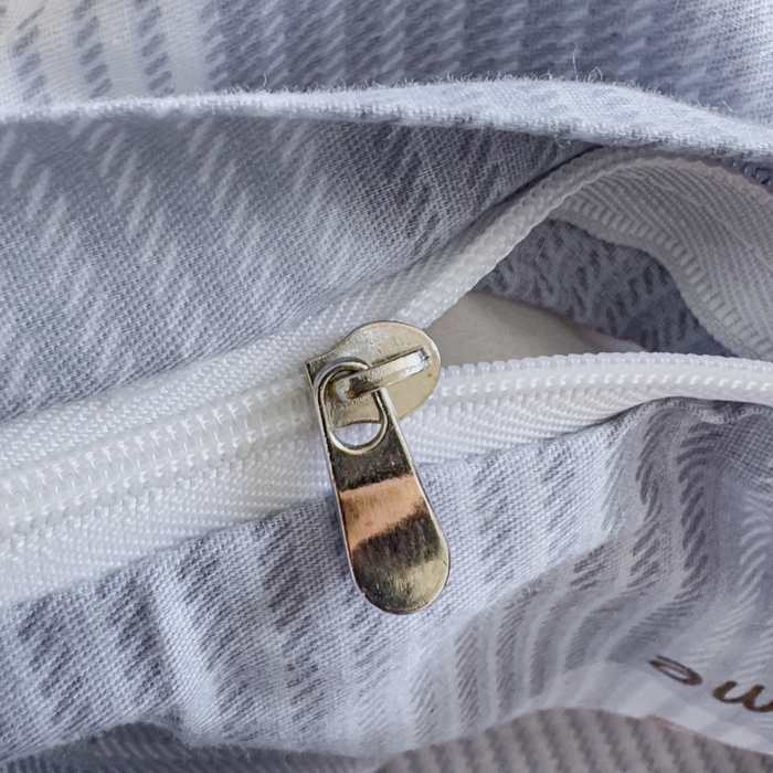 91家纺网 家纺一手货源 找家纺 耀悦家纺 2025新款13070全棉印花四件套 格子小熊