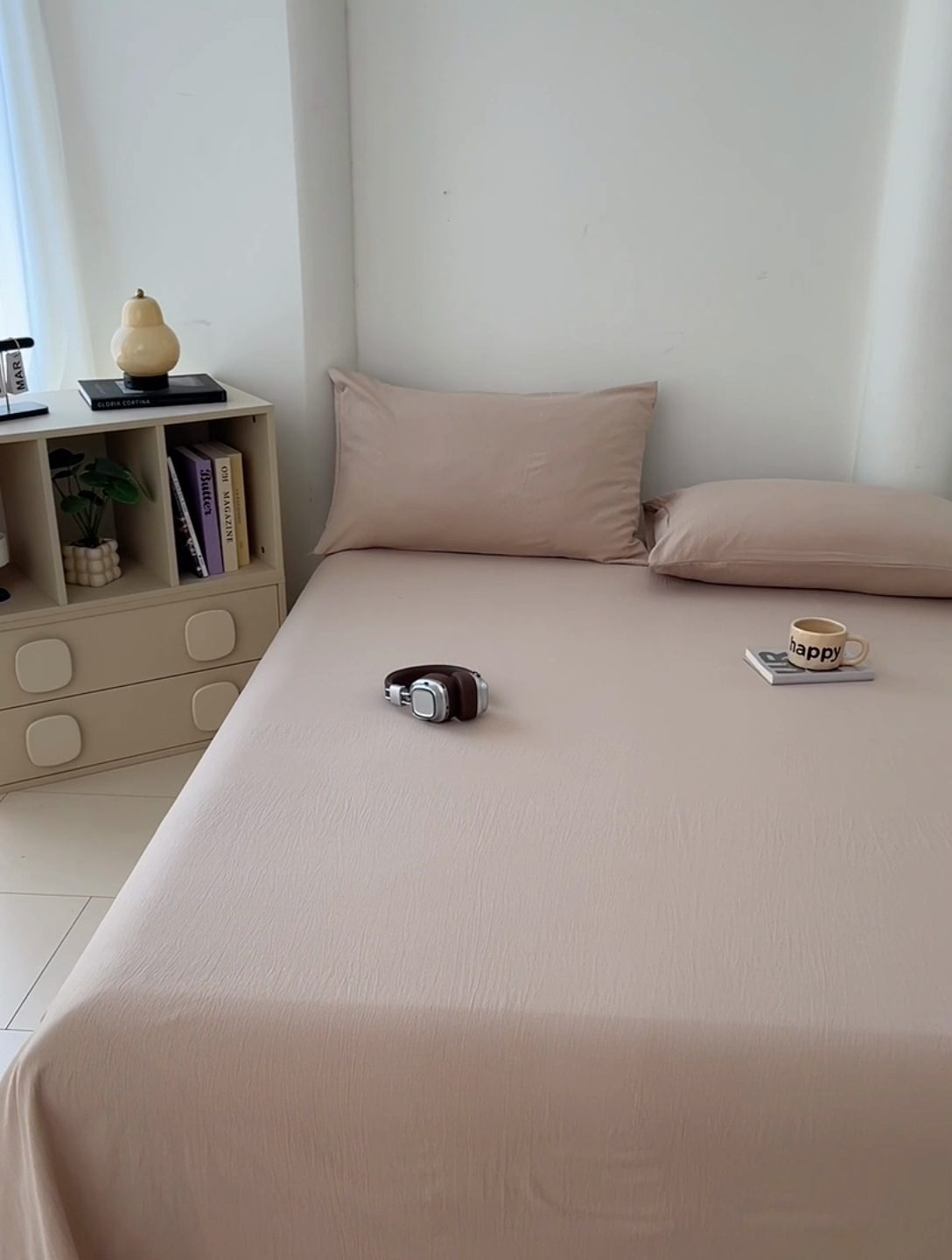 91家纺网 家纺一手货源 找家纺 卡迪熊家纺2025新款木m双层纱床单 浅卡其