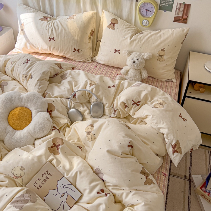 91家纺网 家纺一手货源 找家纺 耀悦家纺 2025新款13070全棉印花四件套 优雅蝴蝶结小狗