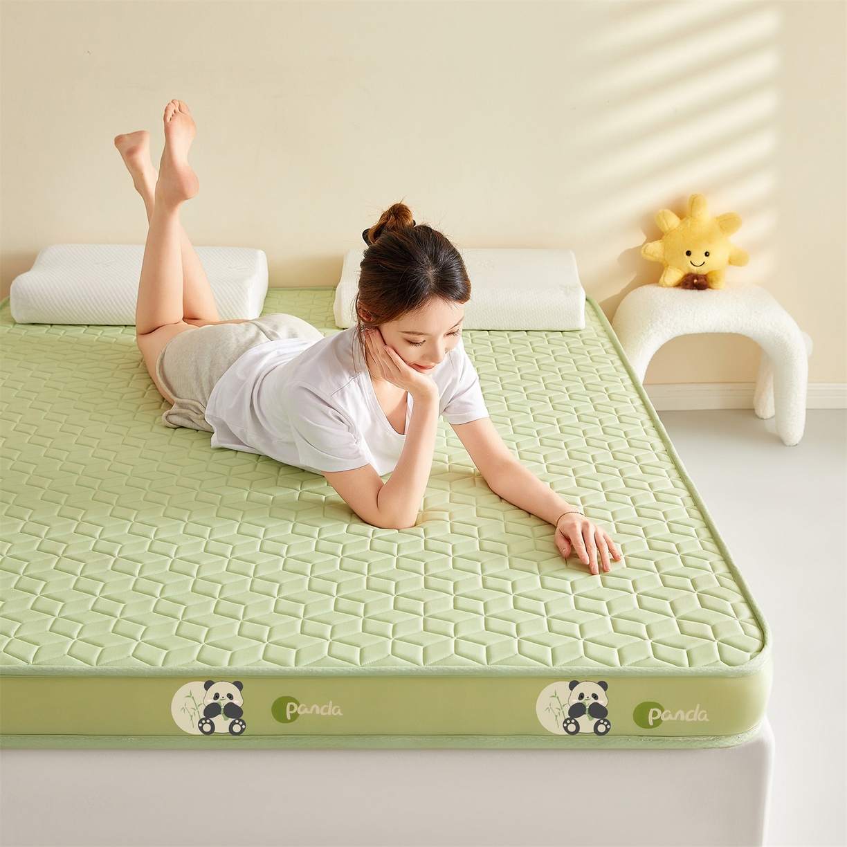 91家纺网 家纺一手货源 找家纺 （总）伊先生家纺 2025新款简约卡通硅胶海绵床垫熊猫黄鸭款