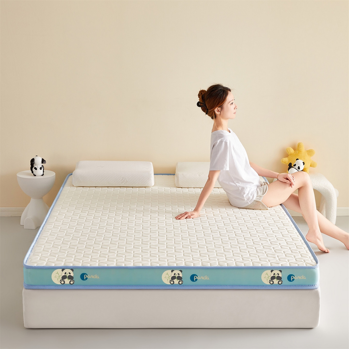 91家纺网 家纺一手货源 找家纺 伊先生家纺 2025新款简约卡通硅胶海绵床垫熊猫黄鸭款 熊猫-白