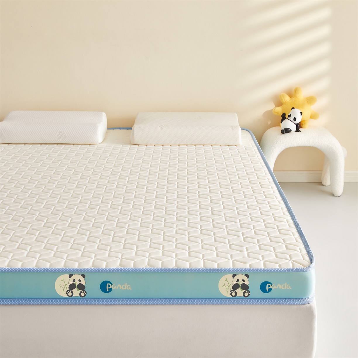 91家纺网 家纺一手货源 找家纺 伊先生家纺 2025新款简约卡通硅胶海绵床垫熊猫黄鸭款 熊猫-白