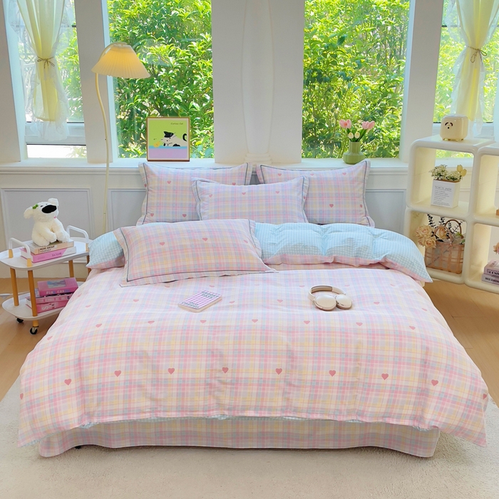 91家纺网 家纺一手货源 找家纺 铭博家纺 2025新款直播爆款全棉纯棉四件套 吊边一字绣工艺款四件套 加州甜心-粉