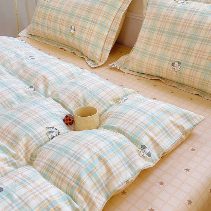 91家纺网 家纺一手货源 找家纺 铭博家纺 2025新款直播爆款全棉纯棉四件套 吊边一字绣工艺款四件套 格诺狗