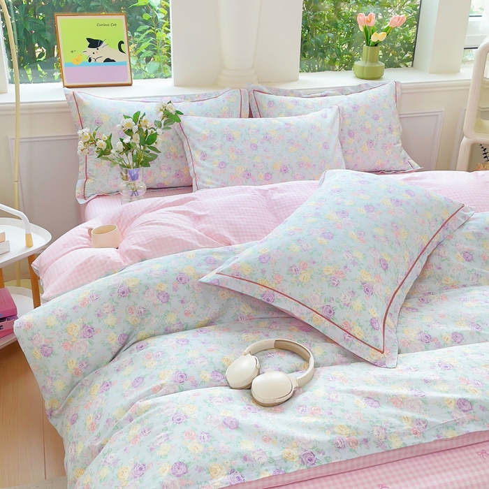 91家纺网 家纺一手货源 找家纺 铭博家纺 2025新款直播爆款全棉纯棉四件套 吊边一字绣工艺款四件套 嫣然花期-兰