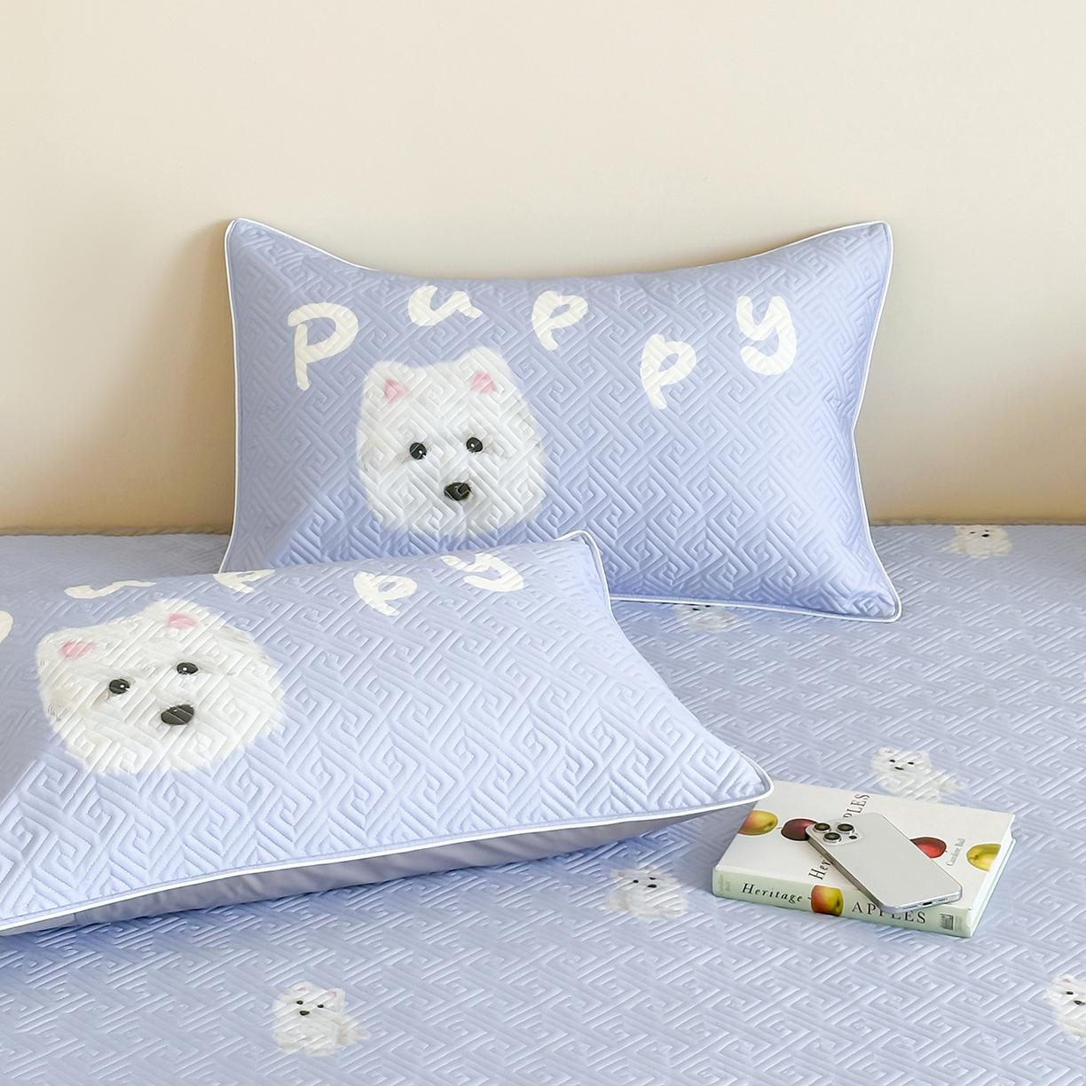 91家纺网 家纺一手货源 找家纺 琳可家居 2025春夏新款轻奢宽边数码印花兰精天丝床盖萌物系列 萌宠小狗