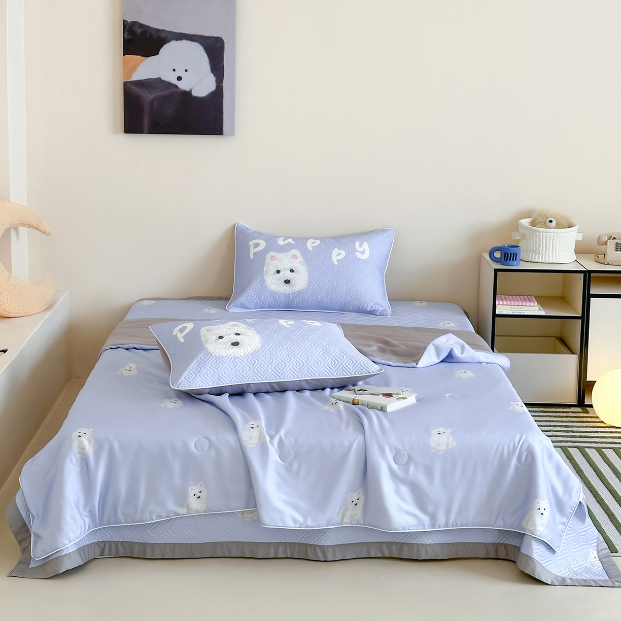 91家纺网 家纺一手货源 找家纺 琳可家居 2025春夏新款轻奢宽边数码印花兰精天丝床盖萌物系列 萌宠小狗