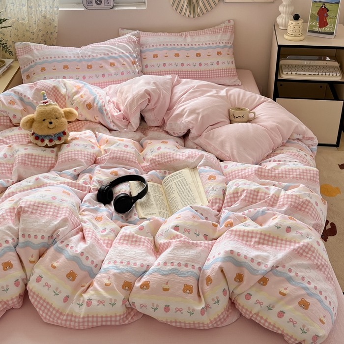 91家纺网 家纺一手货源 找家纺 （总）玉海棠家纺 2025新款云感提花双层纱印花系列四件套-场景一