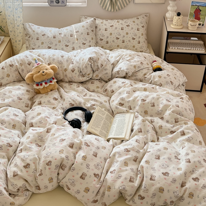 91家纺网 家纺一手货源 找家纺 玉海棠家纺 2025新款云感提花双层纱印花系列四件套-场景一 布丁狗