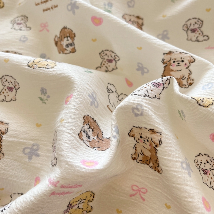 91家纺网 家纺一手货源 找家纺 玉海棠家纺 2025新款云感提花双层纱印花系列四件套-场景一 布丁狗