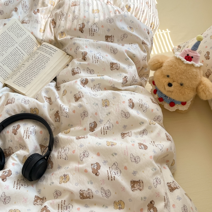 91家纺网 家纺一手货源 找家纺 玉海棠家纺 2025新款云感提花双层纱印花系列四件套-场景一 布丁狗