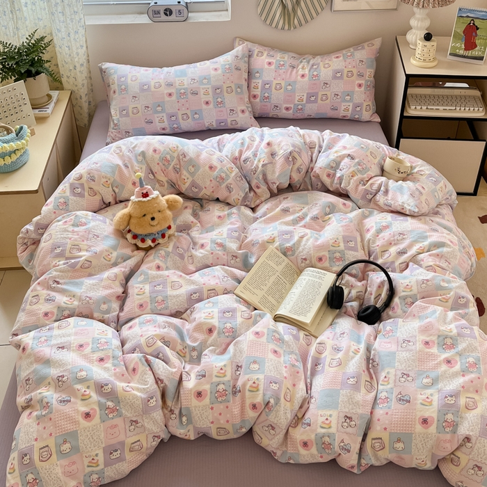 91家纺网 家纺一手货源 找家纺 玉海棠家纺 2025新款云感提花双层纱印花系列四件套-场景一 格格西高地