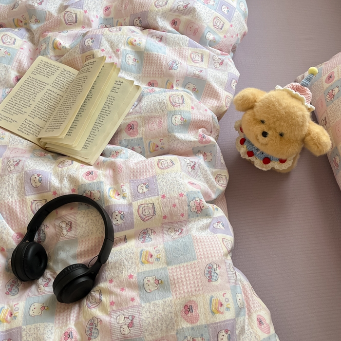 91家纺网 家纺一手货源 找家纺 玉海棠家纺 2025新款云感提花双层纱印花系列四件套-场景一 格格西高地