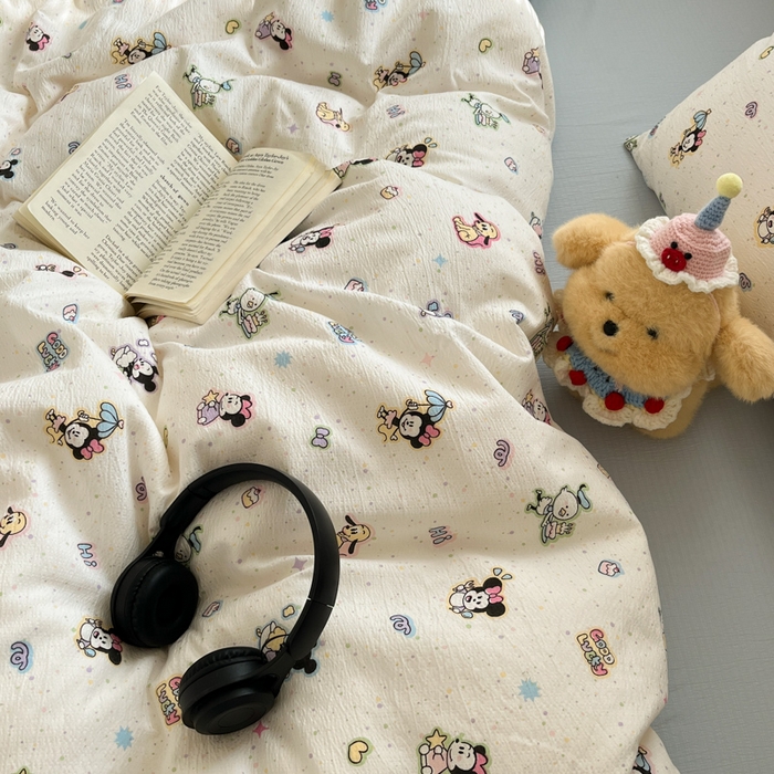 91家纺网 家纺一手货源 找家纺 玉海棠家纺 2025新款云感提花双层纱印花系列四件套-场景一 米奇