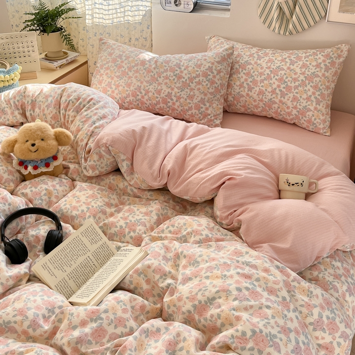 91家纺网 家纺一手货源 找家纺 玉海棠家纺 2025新款云感提花双层纱印花系列四件套-场景一 春风里