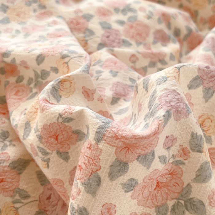 91家纺网 家纺一手货源 找家纺 玉海棠家纺 2025新款云感提花双层纱印花系列四件套-场景一 春风里