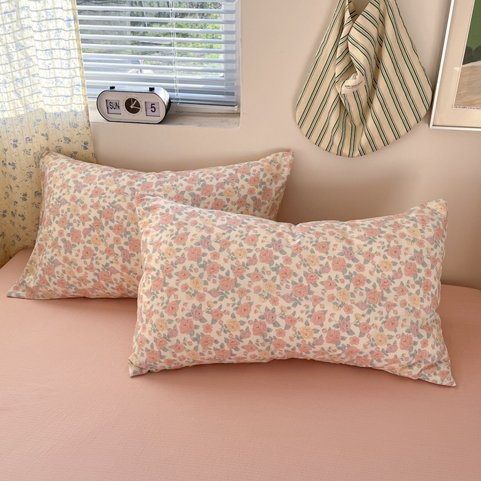 91家纺网 家纺一手货源 找家纺 玉海棠家纺 2025新款云感提花双层纱印花系列四件套-场景一 春风里