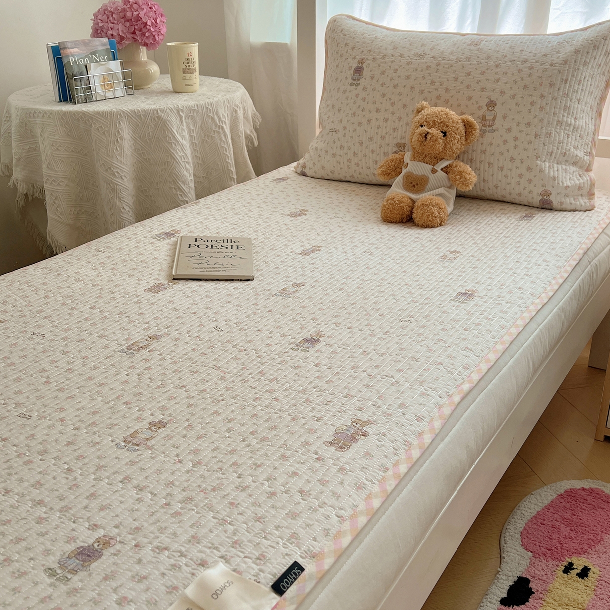 91家纺网 家纺一手货源 找家纺 （总）六巷胡同 2025新款INS卡通A类双面全棉绗缝夹棉学生床盖