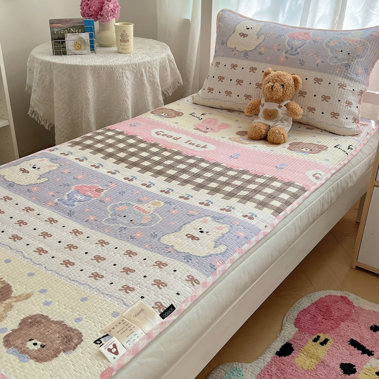 六巷胡同 2025新款INS卡通A类双面全棉绗缝夹棉学生床盖 床盖-涂鸦动物集