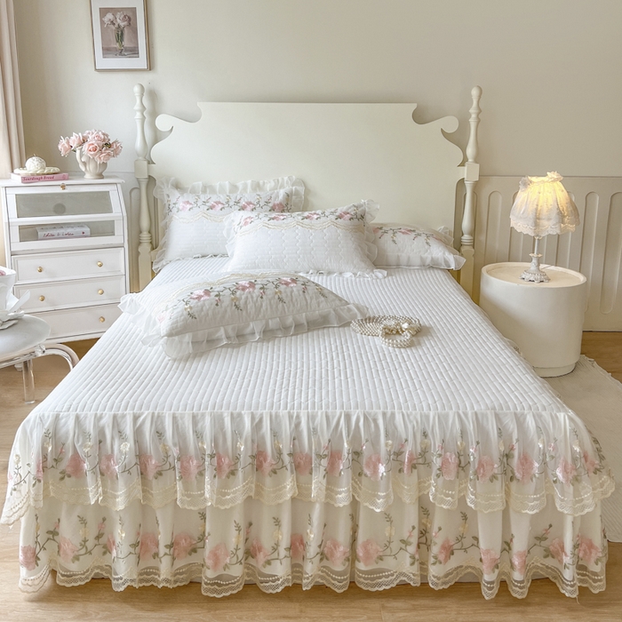 91家纺网 家纺一手货源 找家纺 恋尚 2025新款木棉蕾丝床裙单品床裙床裙单件-泡芙（控价135起） 泡芙-奶白