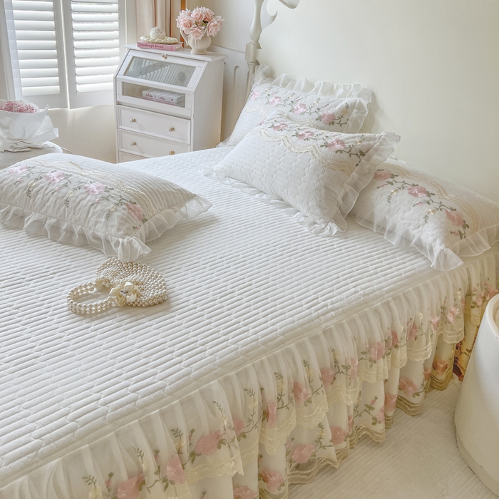 91家纺网 家纺一手货源 找家纺 恋尚 2025新款木棉蕾丝床裙单品床裙床裙单件-泡芙（控价135起） 泡芙-奶白