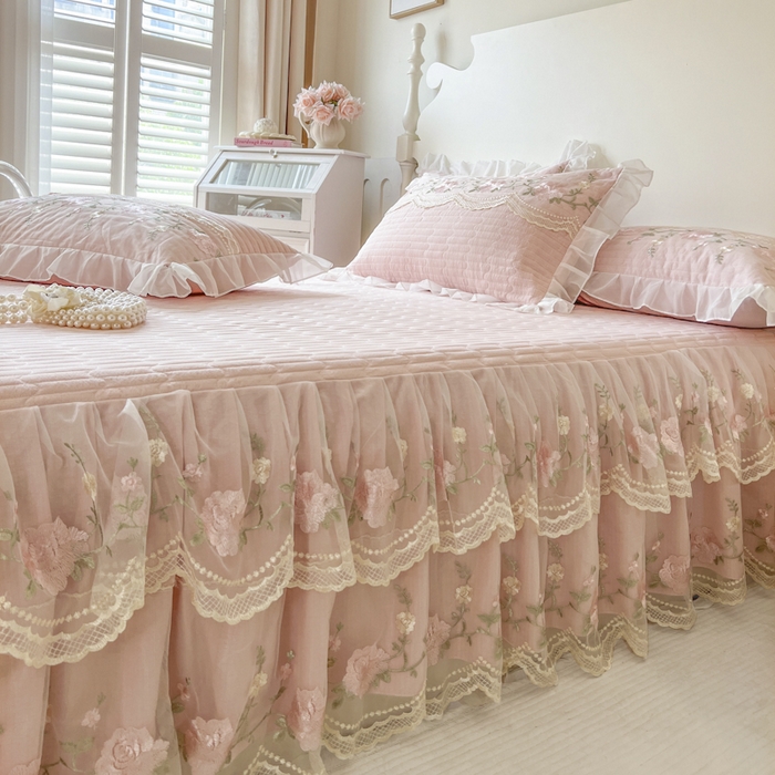 91家纺网 家纺一手货源 找家纺 恋尚 2025新款木棉蕾丝床裙单品床裙床裙单件-泡芙（控价135起） 泡芙-清新玉