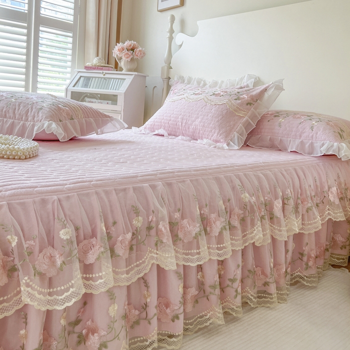 91家纺网 家纺一手货源 找家纺 恋尚 2025新款木棉蕾丝床裙单品床裙床裙单件-泡芙（控价135起） 泡芙-少女粉