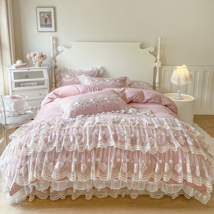 91家纺网 家纺一手货源 找家纺 恋尚 2025新款木棉蕾丝床裙四件套-泡芙 泡芙-豆沙