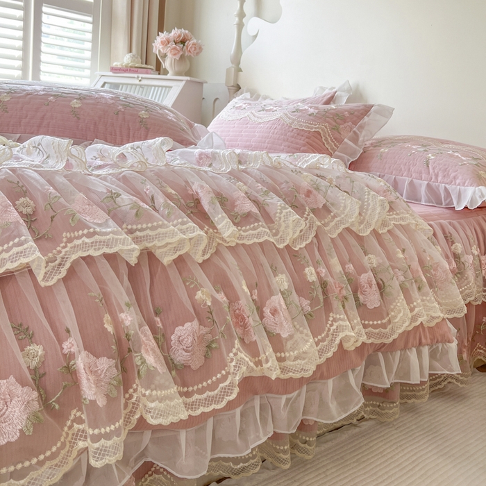 91家纺网 家纺一手货源 找家纺 恋尚 2025新款木棉蕾丝床裙四件套-泡芙 泡芙-豆沙