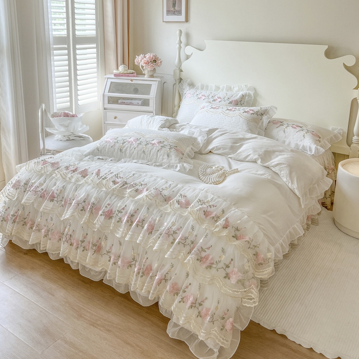 91家纺网 家纺一手货源 找家纺 恋尚 2025新款木棉蕾丝床裙四件套-泡芙 泡芙-奶白