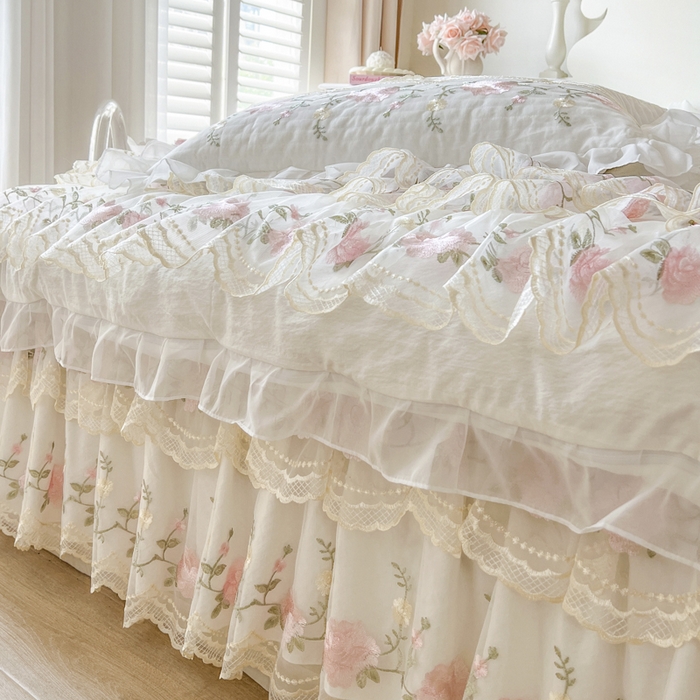 91家纺网 家纺一手货源 找家纺 恋尚 2025新款木棉蕾丝床裙四件套-泡芙 泡芙-奶白