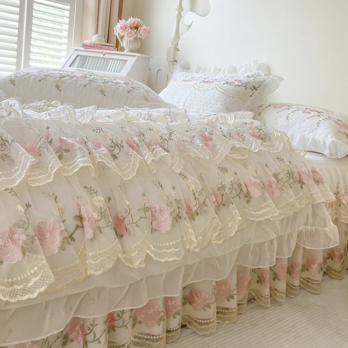 91家纺网 家纺一手货源 找家纺 恋尚 2025新款木棉蕾丝床裙四件套-泡芙 泡芙-奶白