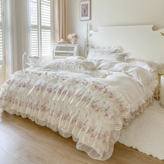 91家纺网 家纺一手货源 找家纺 恋尚 2025新款木棉蕾丝床裙四件套-泡芙 泡芙-奶白